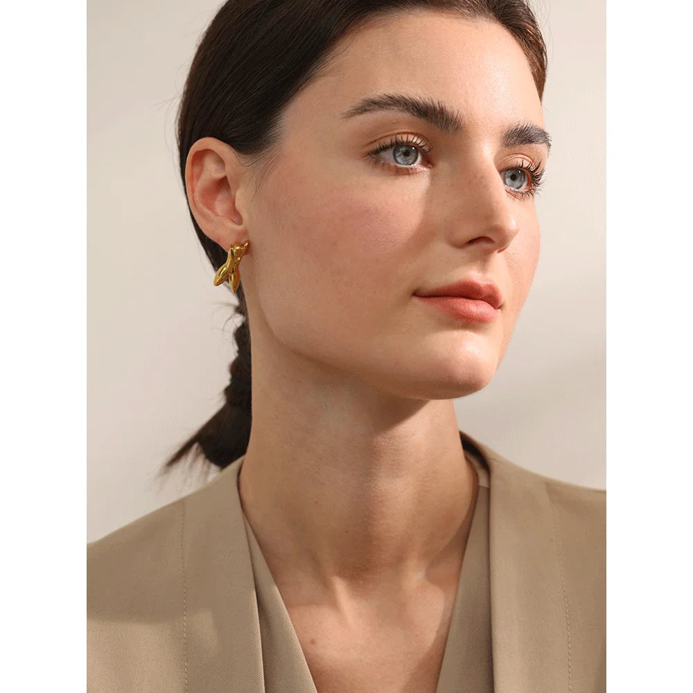 Vibora Studs