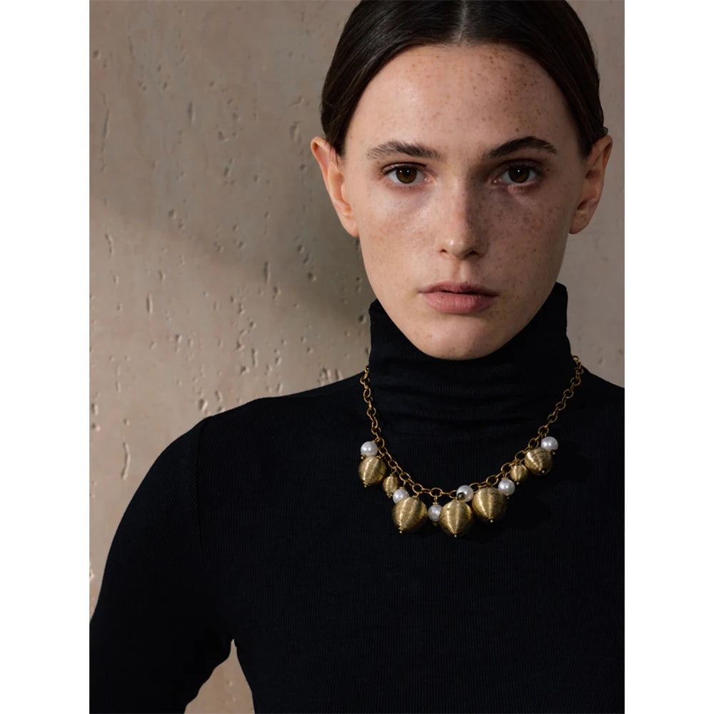 Gilded Shells Necklace - Cardi Bella