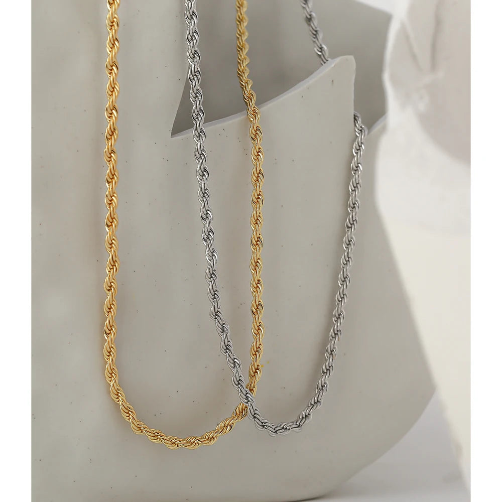 Twisted Rope Chain - Cardi Bella