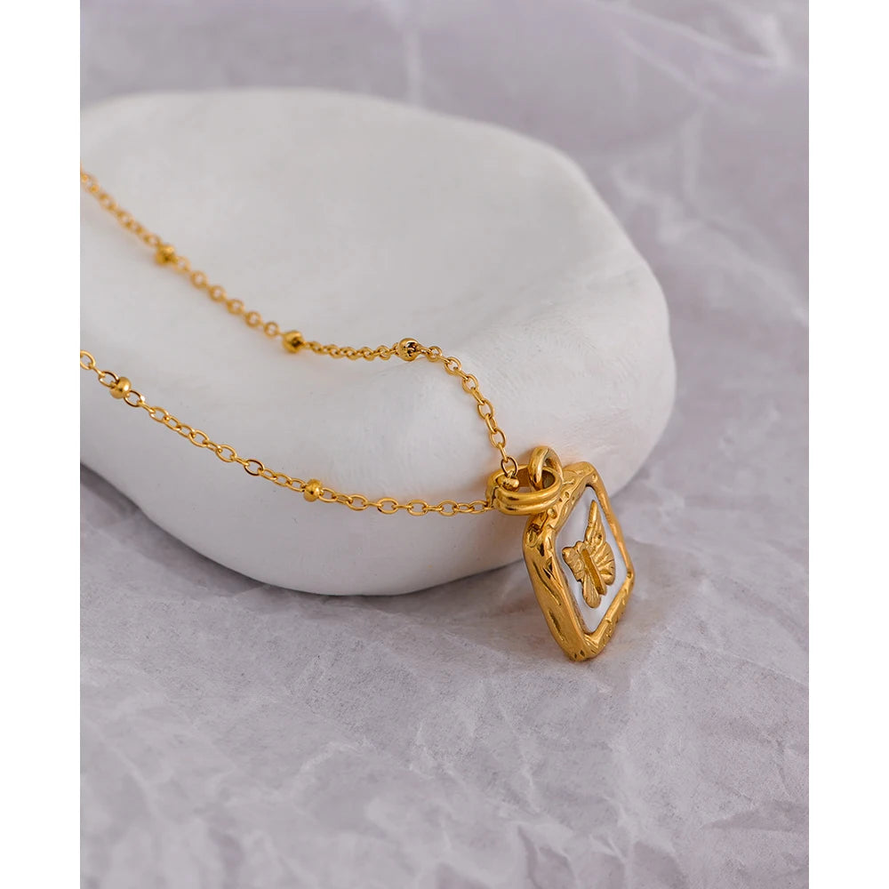 Butterfly Dream Pendant Necklace - Cardi Bella