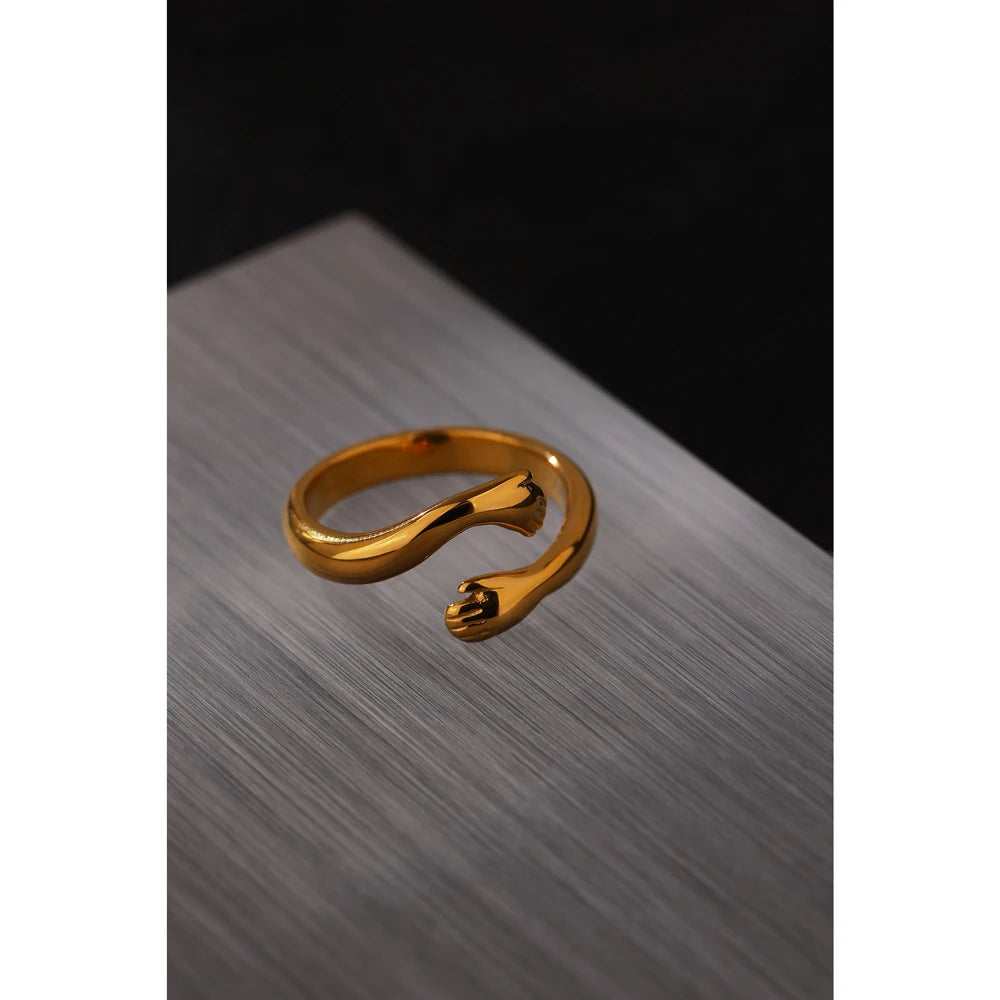 Soulful Hugs Ring