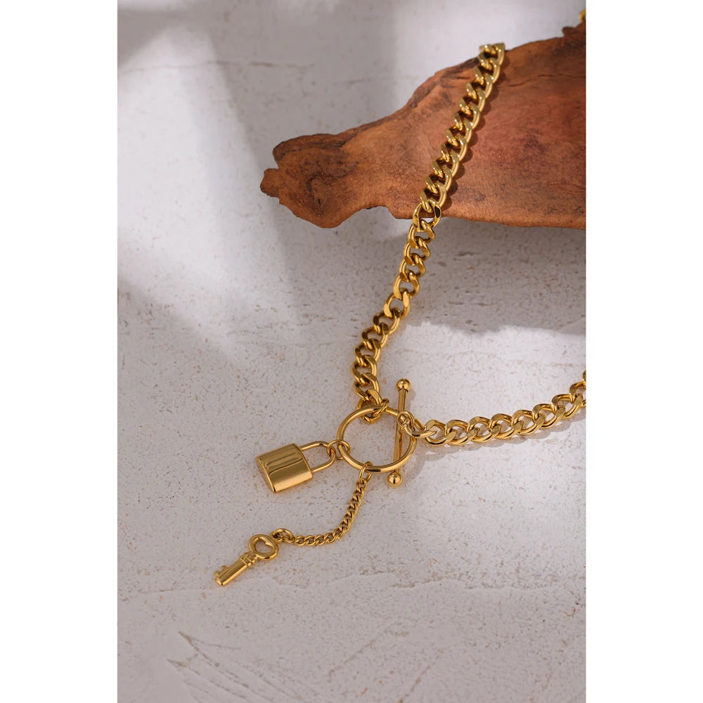Locked-In Necklace - Cardi Bella