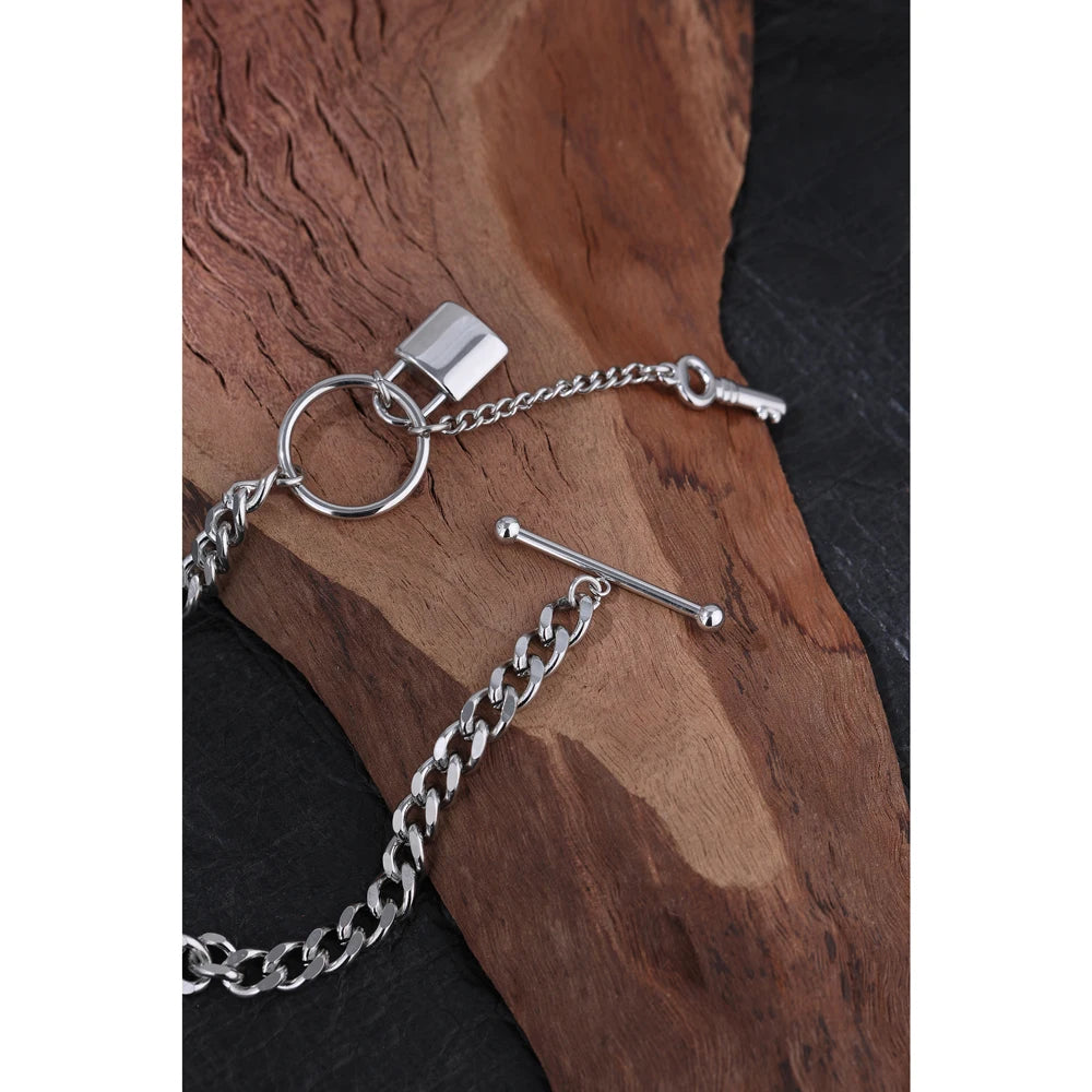 Locked-In Necklace - Cardi Bella