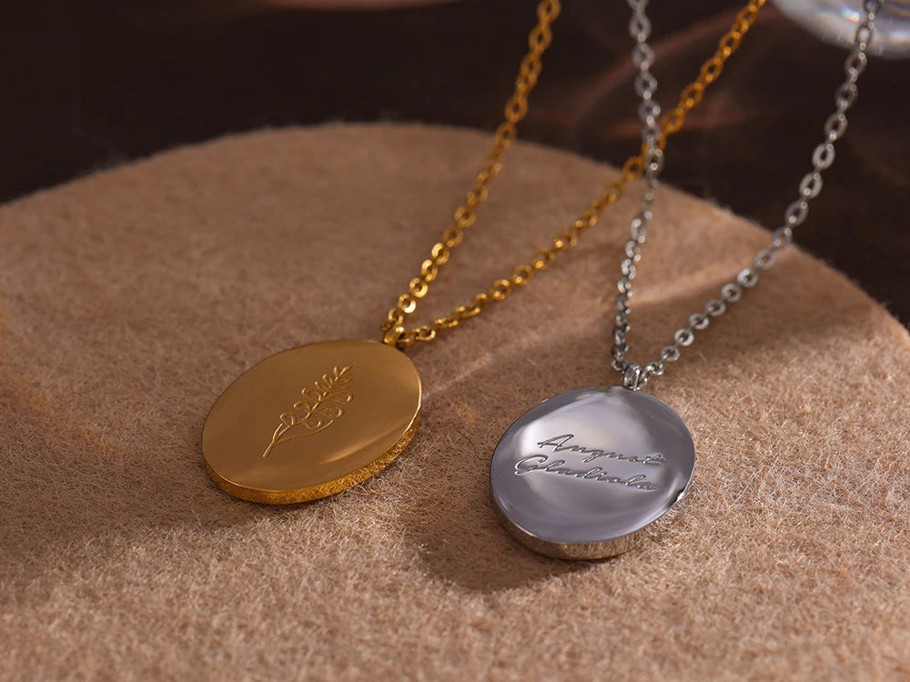 Birth Blossom Locket - Cardi Bella