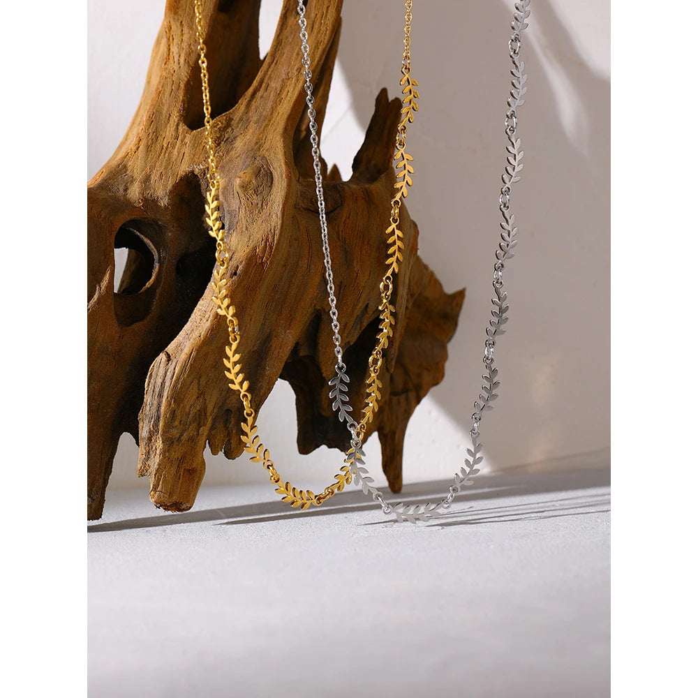 Olive Leaf Chain - Cardi Bella