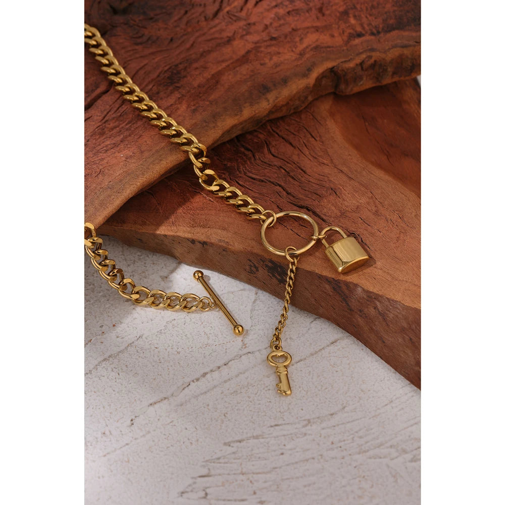 Locked-In Necklace - Cardi Bella