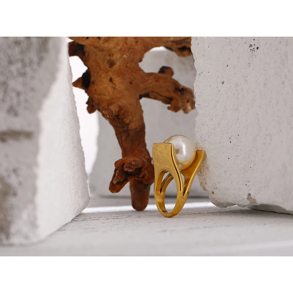 Perla Moderna Ring