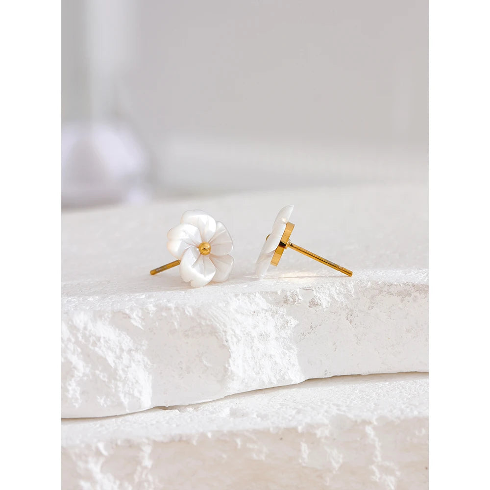 Fior di Mare Studs