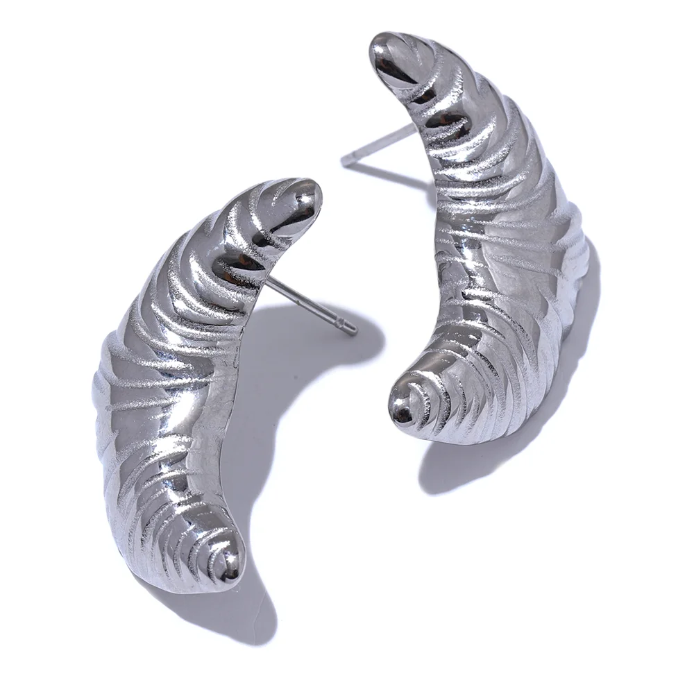 Luna Cresta Earrings