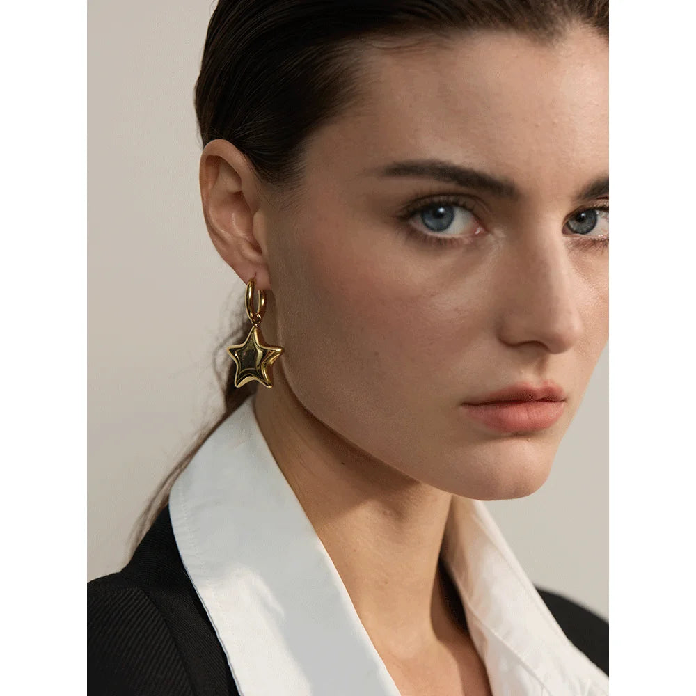 Estrella Brava Hoops - Cardi Bella