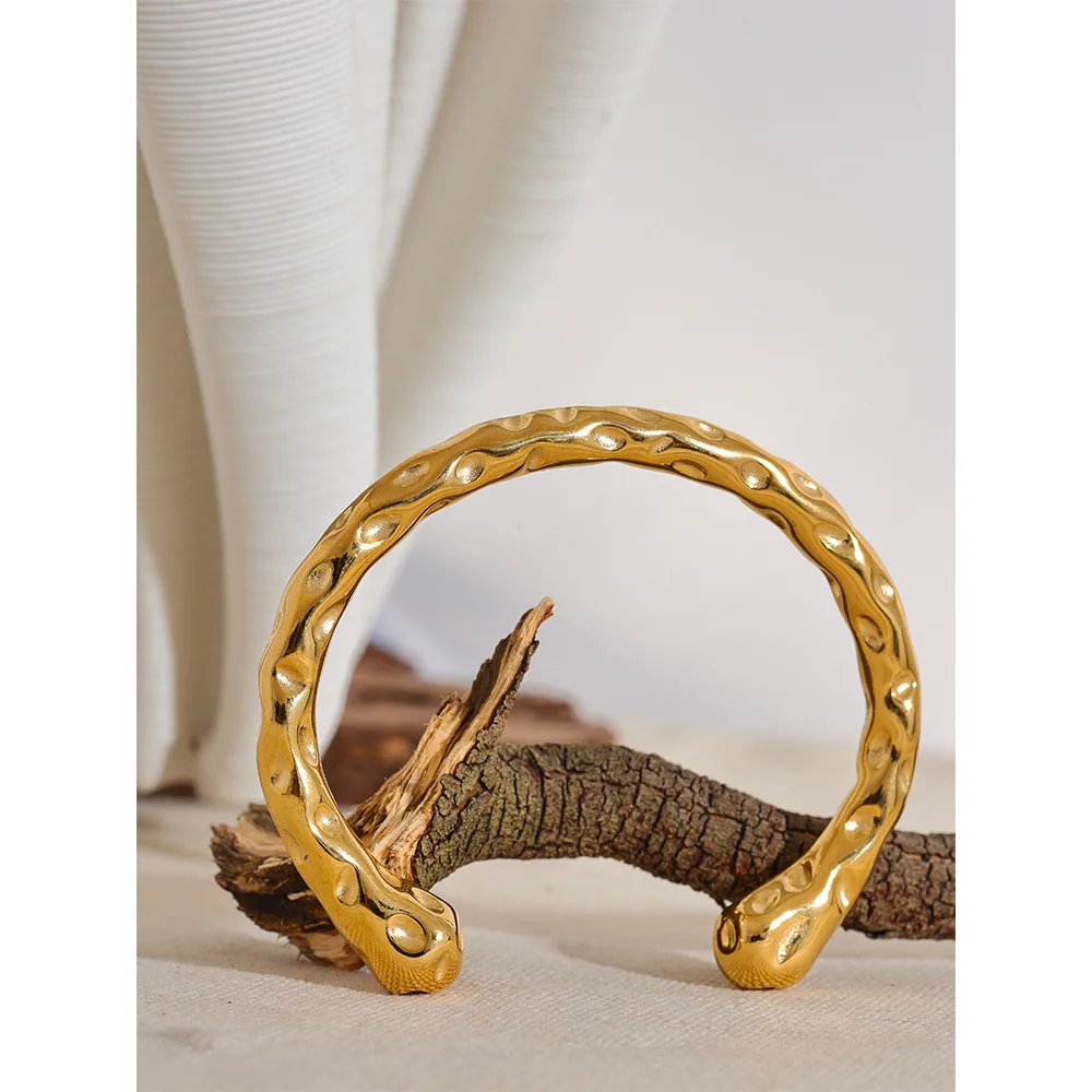 Lucia Bangle