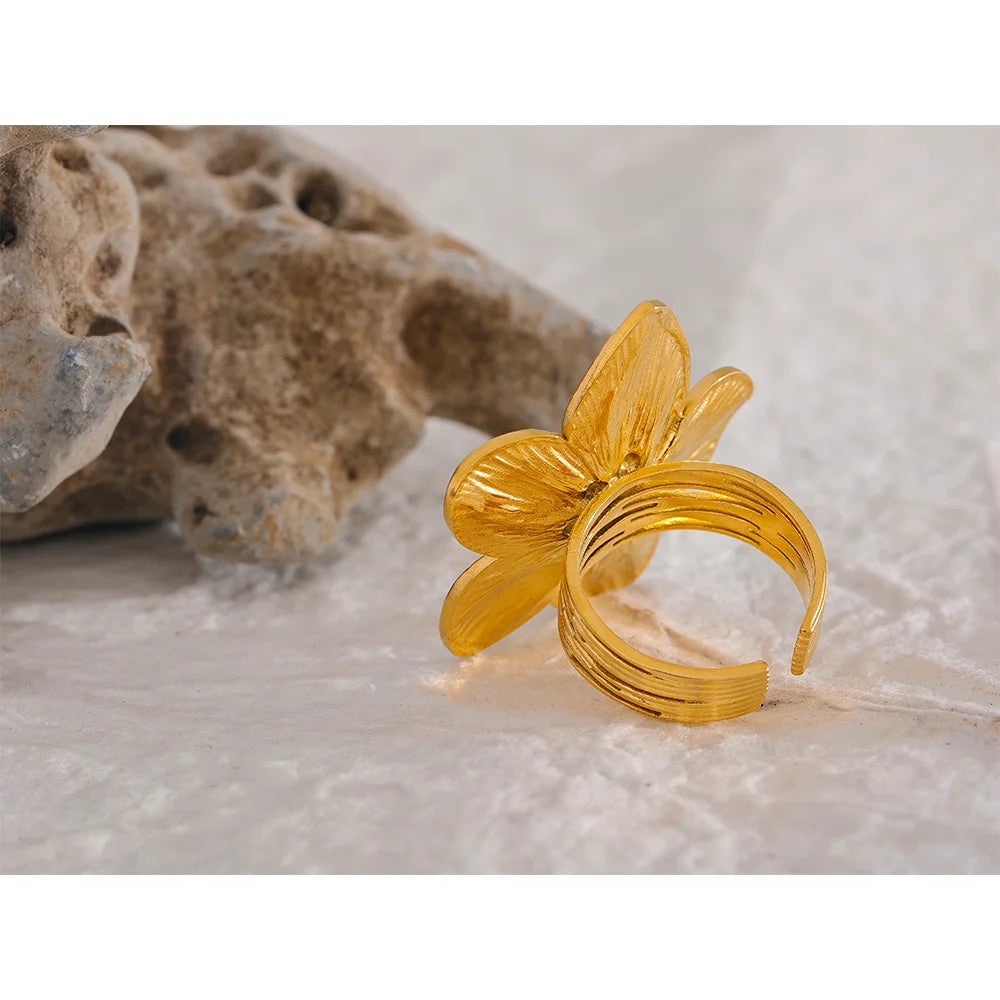 Fiorella Ring