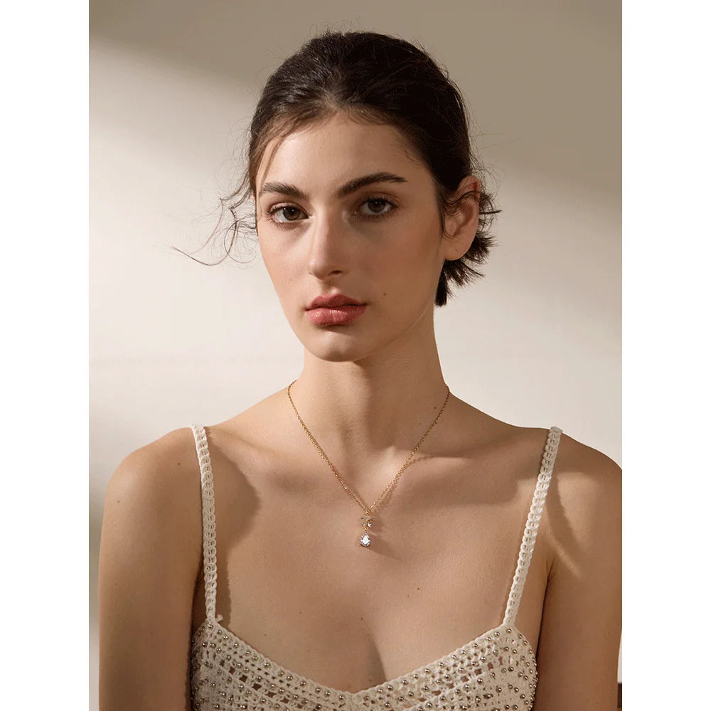 Flor del Cielo Necklace - Cardi Bella