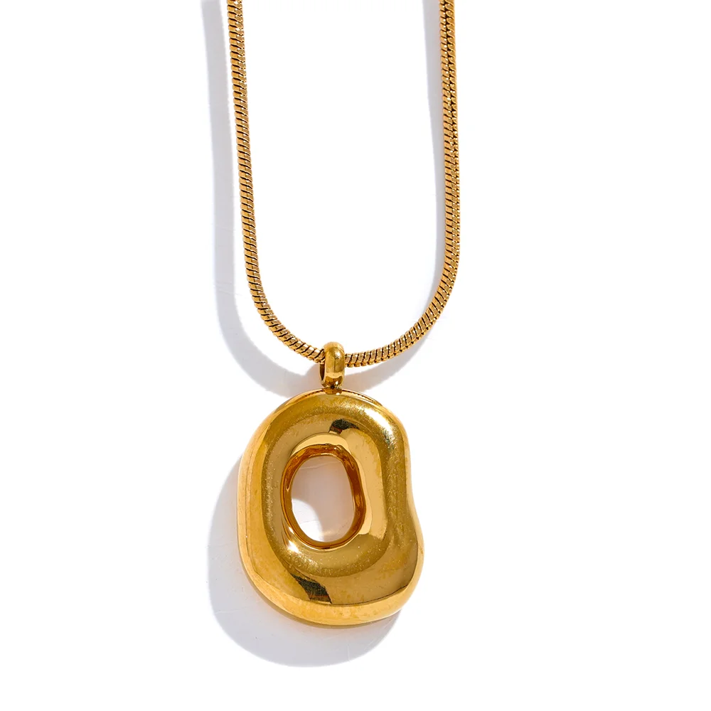 Eclipse Pendant Necklace - Cardi Bella