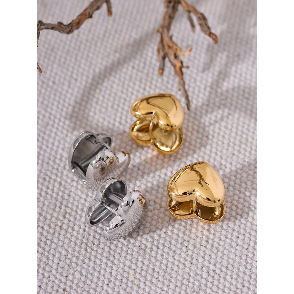 Corazón Amoré Hoops - Cardi Bella