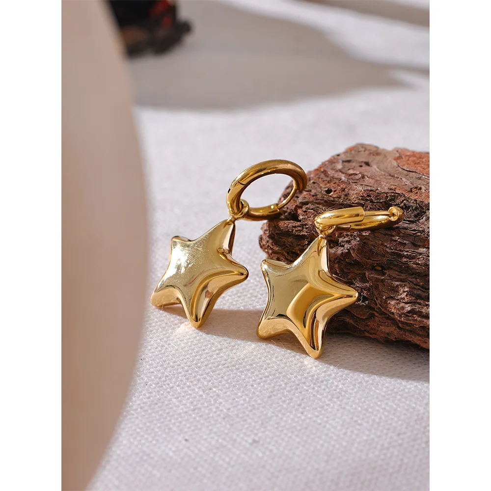 Estrella Brava Hoops - Cardi Bella