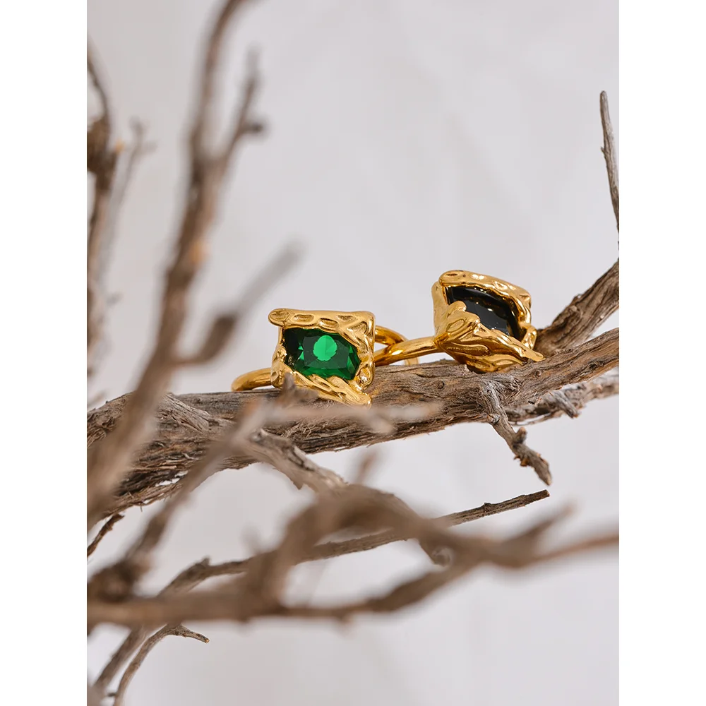 Verde Esmeralda Ring