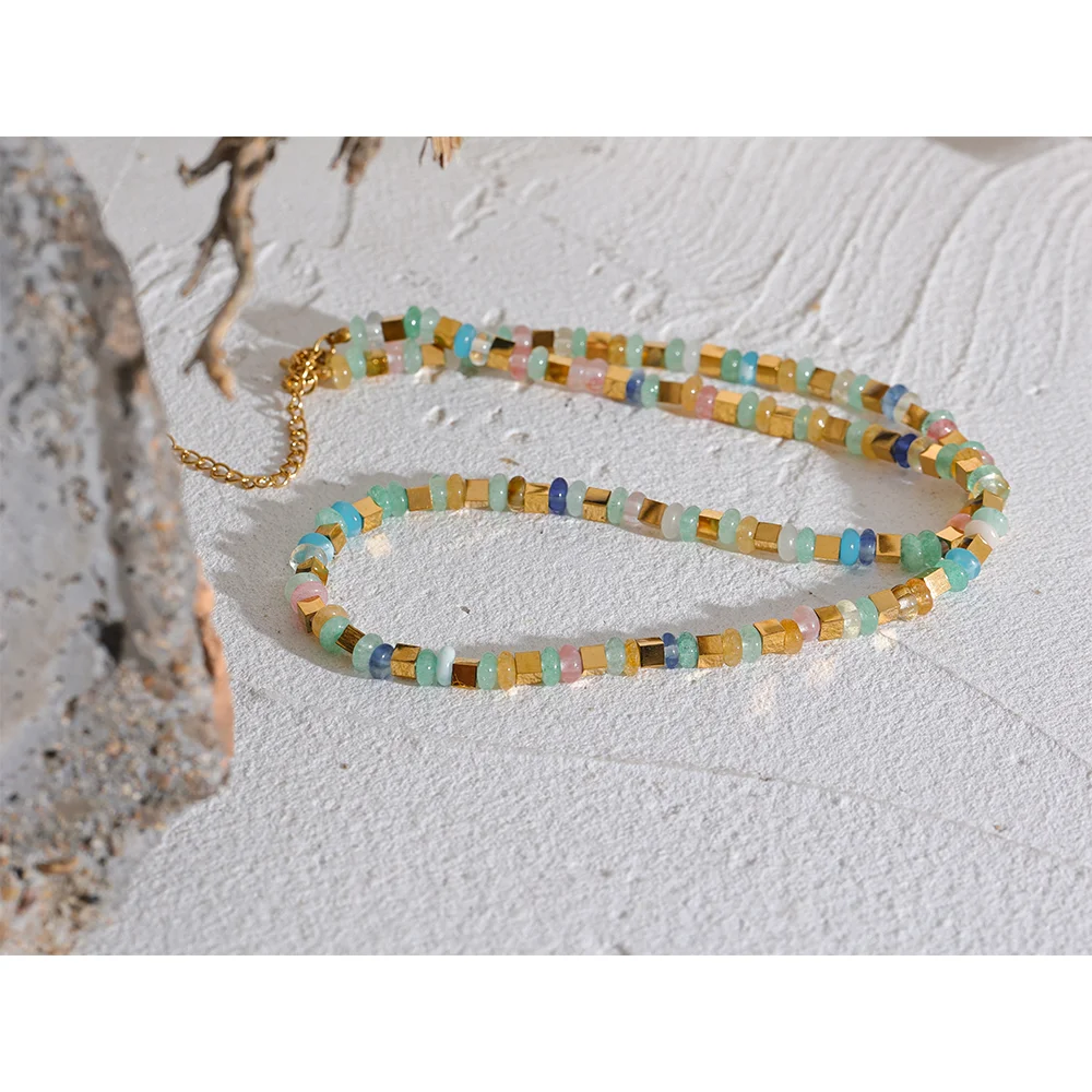 Chromatic Vibe Necklace - Cardi Bella