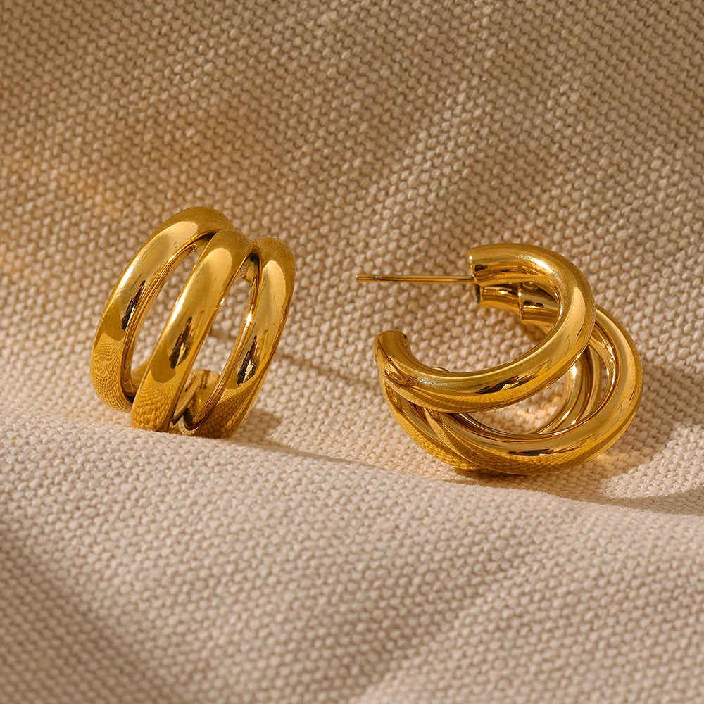 Revuelta Hoops