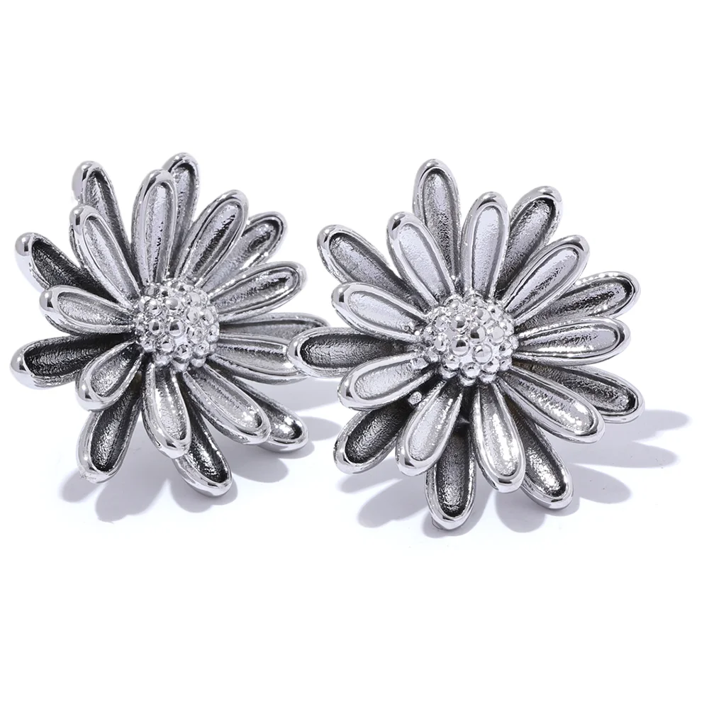 Marisol Stud Earrings