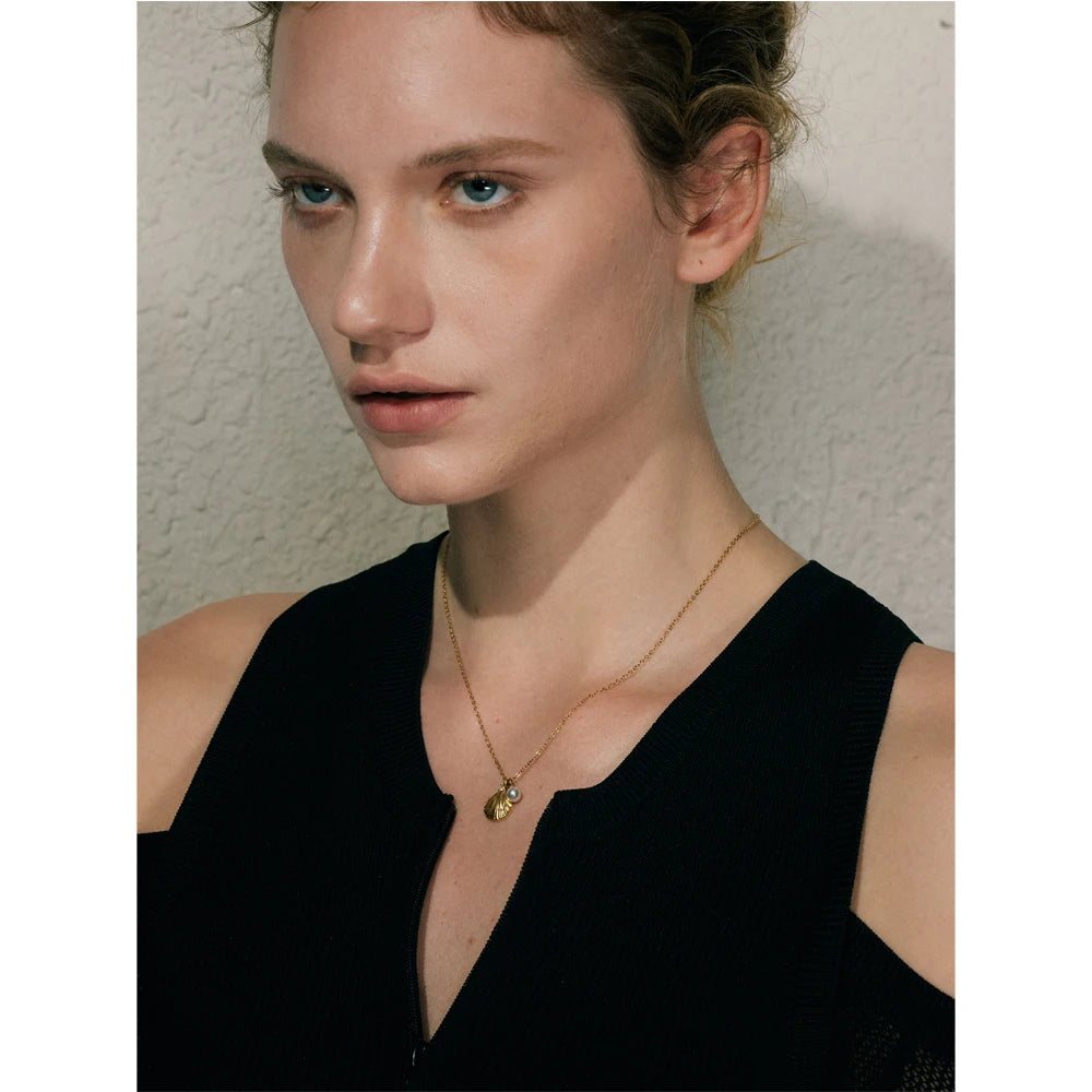 Seashore Charm Necklace - Cardi Bella