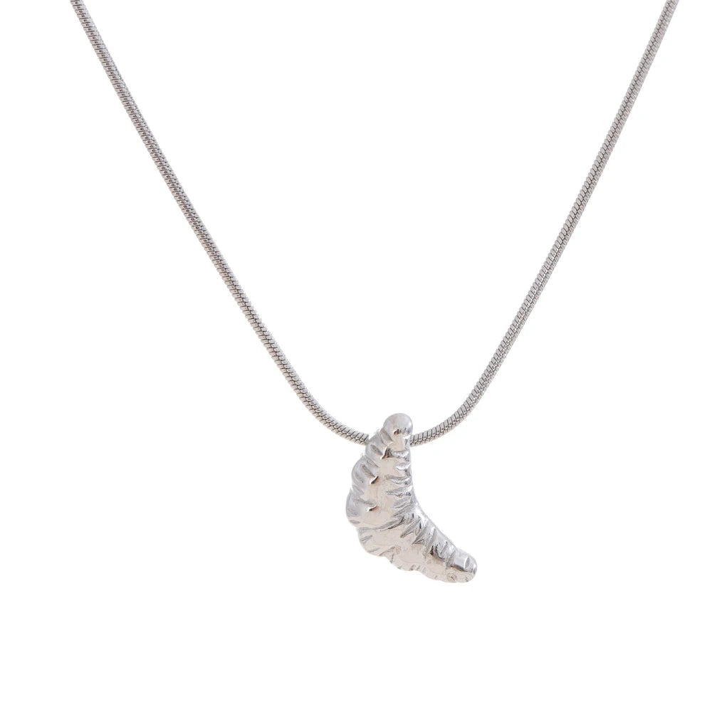 Le Cute Croissant Necklace - Cardi Bella