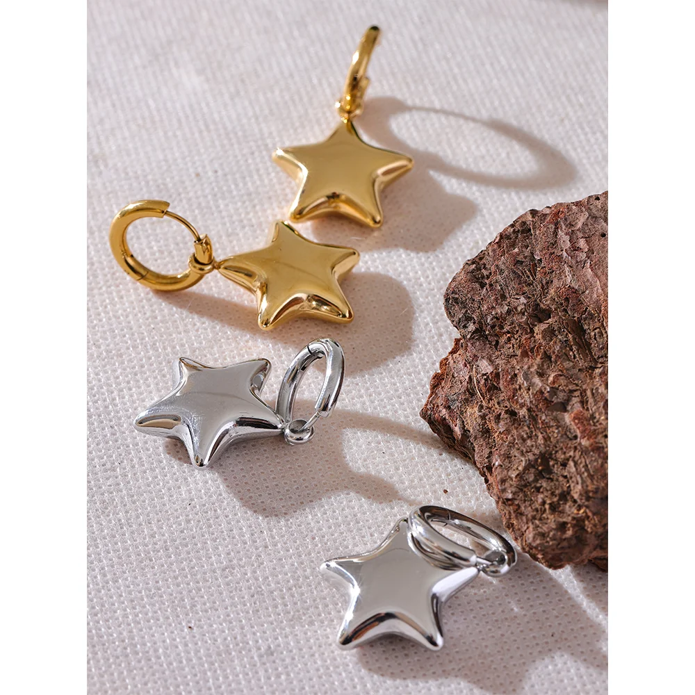 Estrella Brava Hoops - Cardi Bella