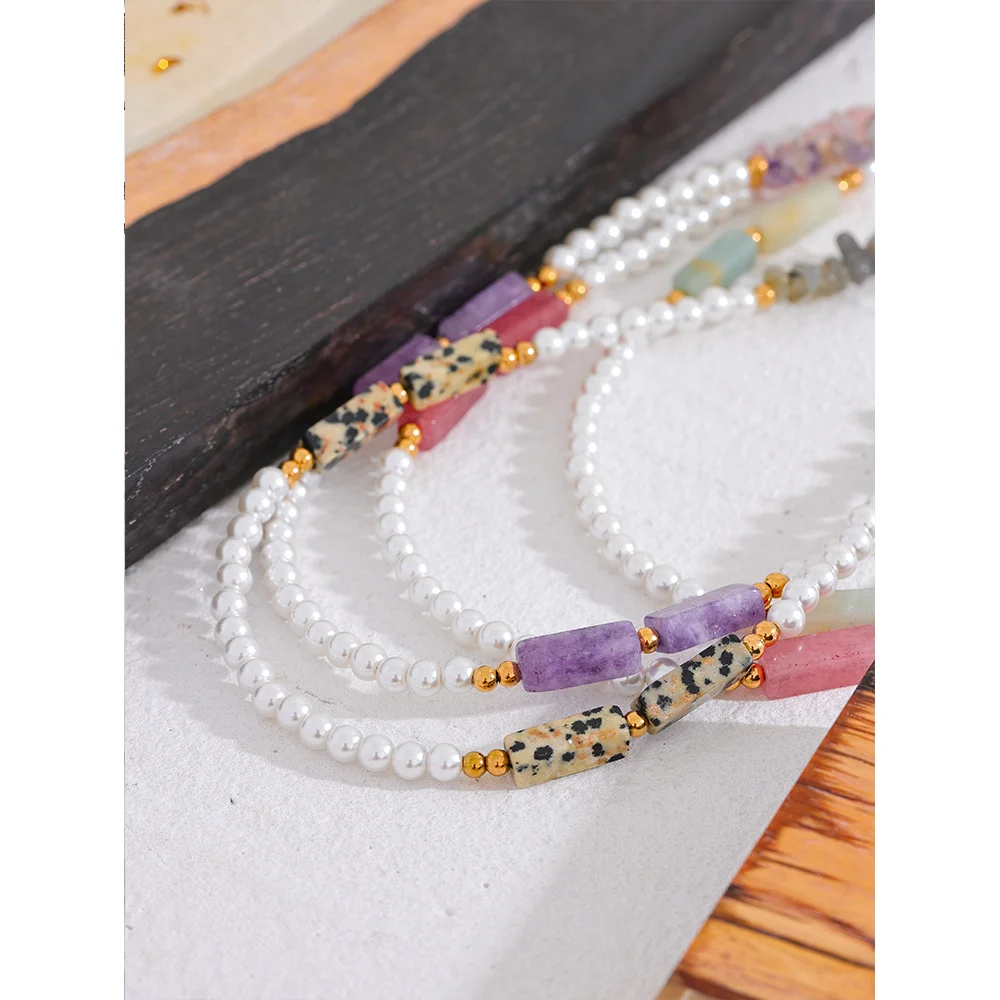 Rosette Beaded Necklace - Cardi Bella
