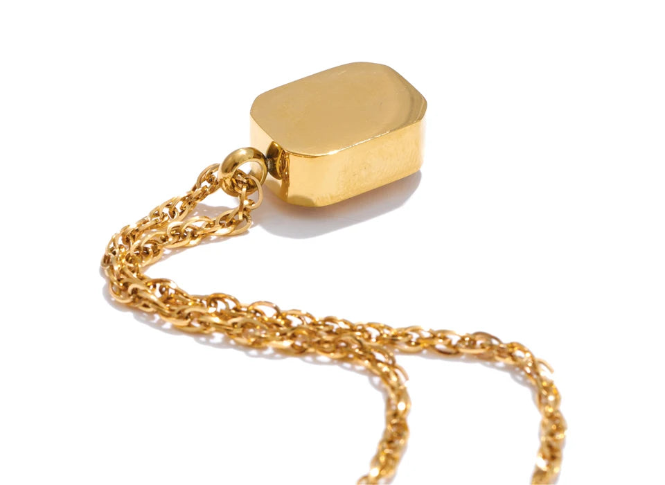 Luz de Oro Necklace - Cardi Bella