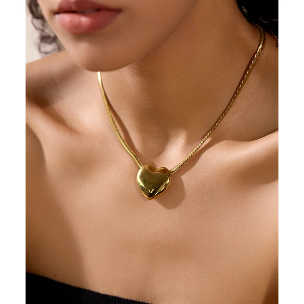 Rebel Charm Necklace - Cardi Bella