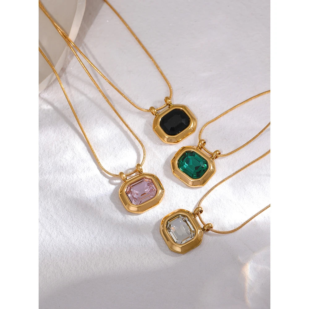 Sorella Charm Necklace - Cardi Bella