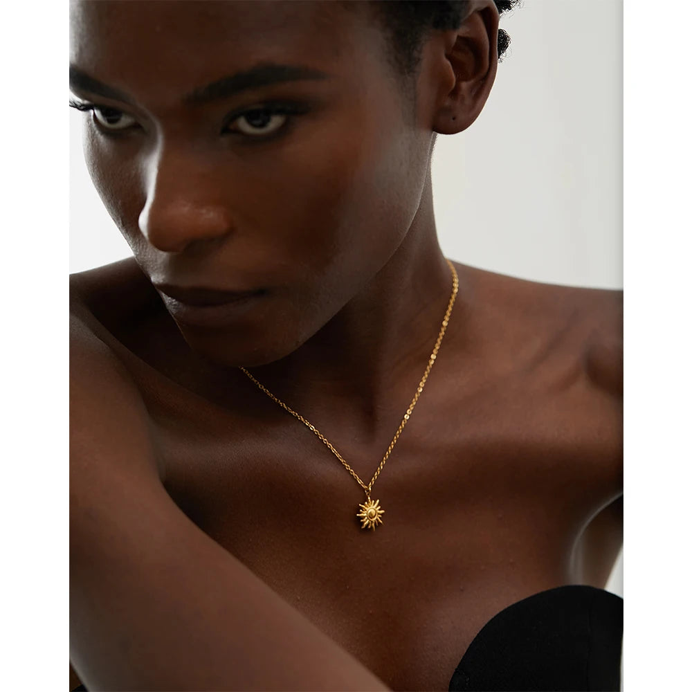 Golden Sunburst Pendant Necklace - Cardi Bella