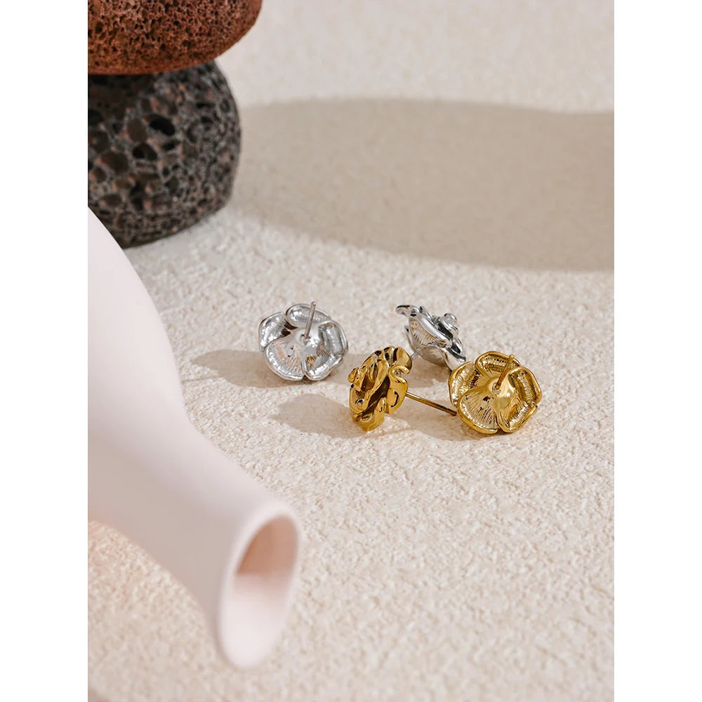 Rosa Corazon Earrings - Cardi Bella