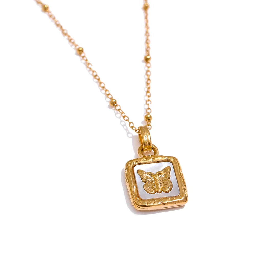 Butterfly Dream Pendant Necklace - Cardi Bella