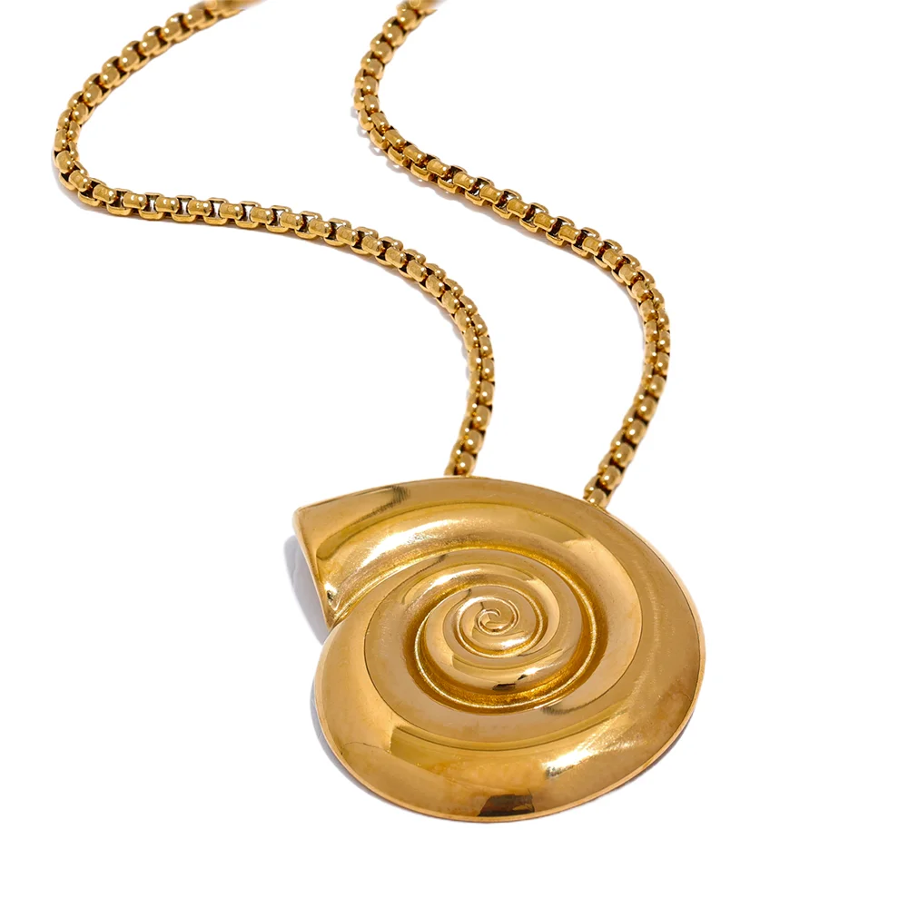 Golden Beach Spiral Necklace - Cardi Bella