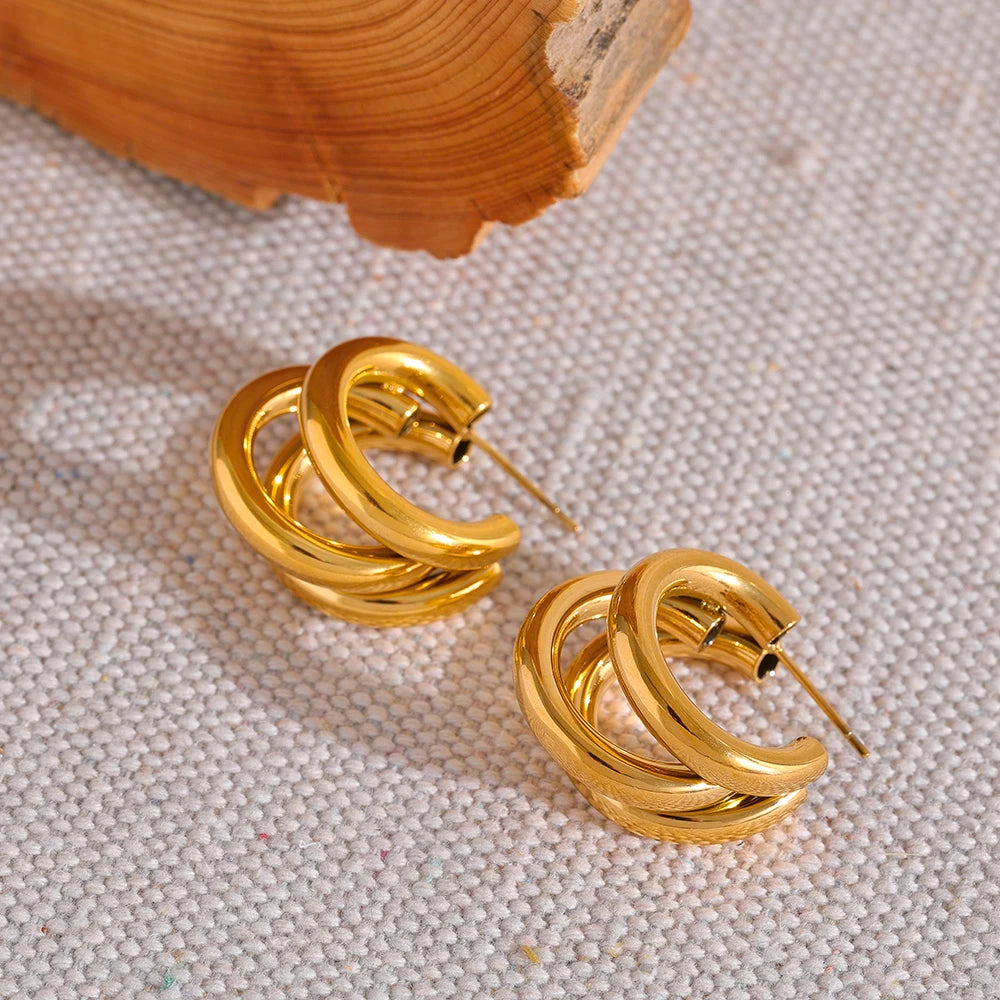 Revuelta Hoops