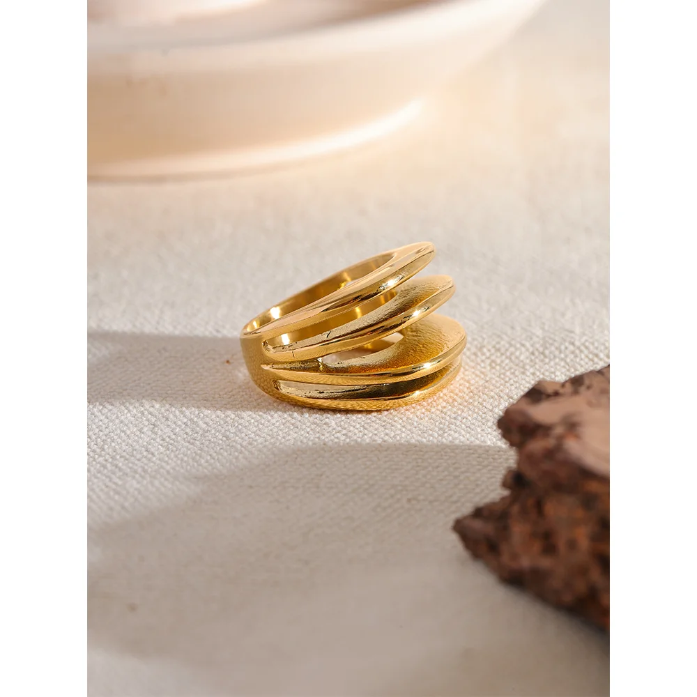 Allegra Anillo Ring