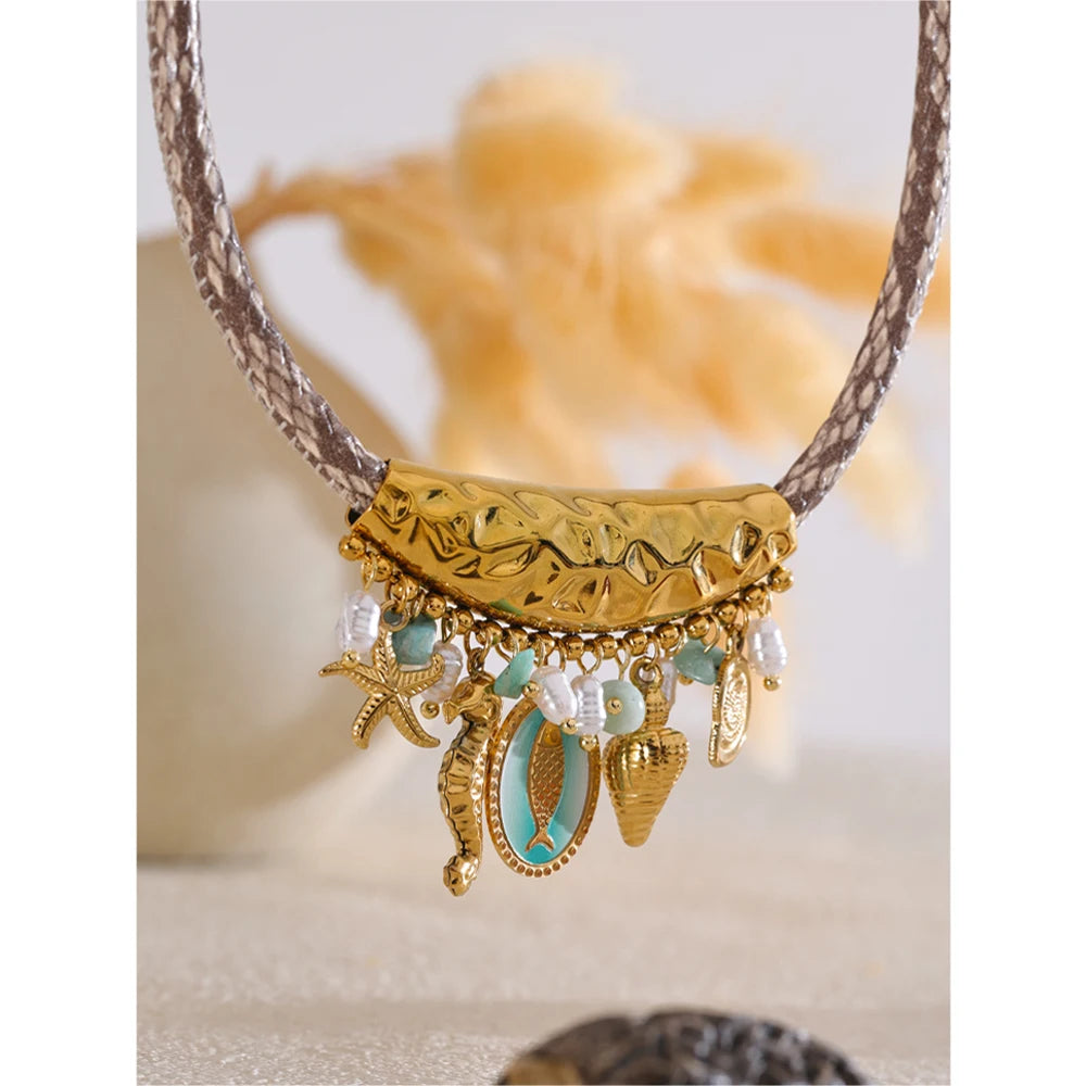 Dreamy Tide Charms Necklace - Cardi Bella