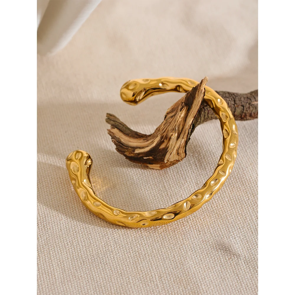 Lucia Bangle