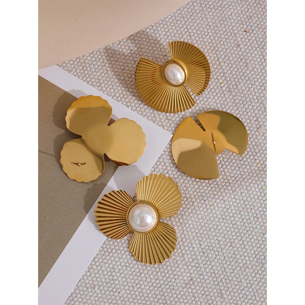 Florencia Pearl Studs