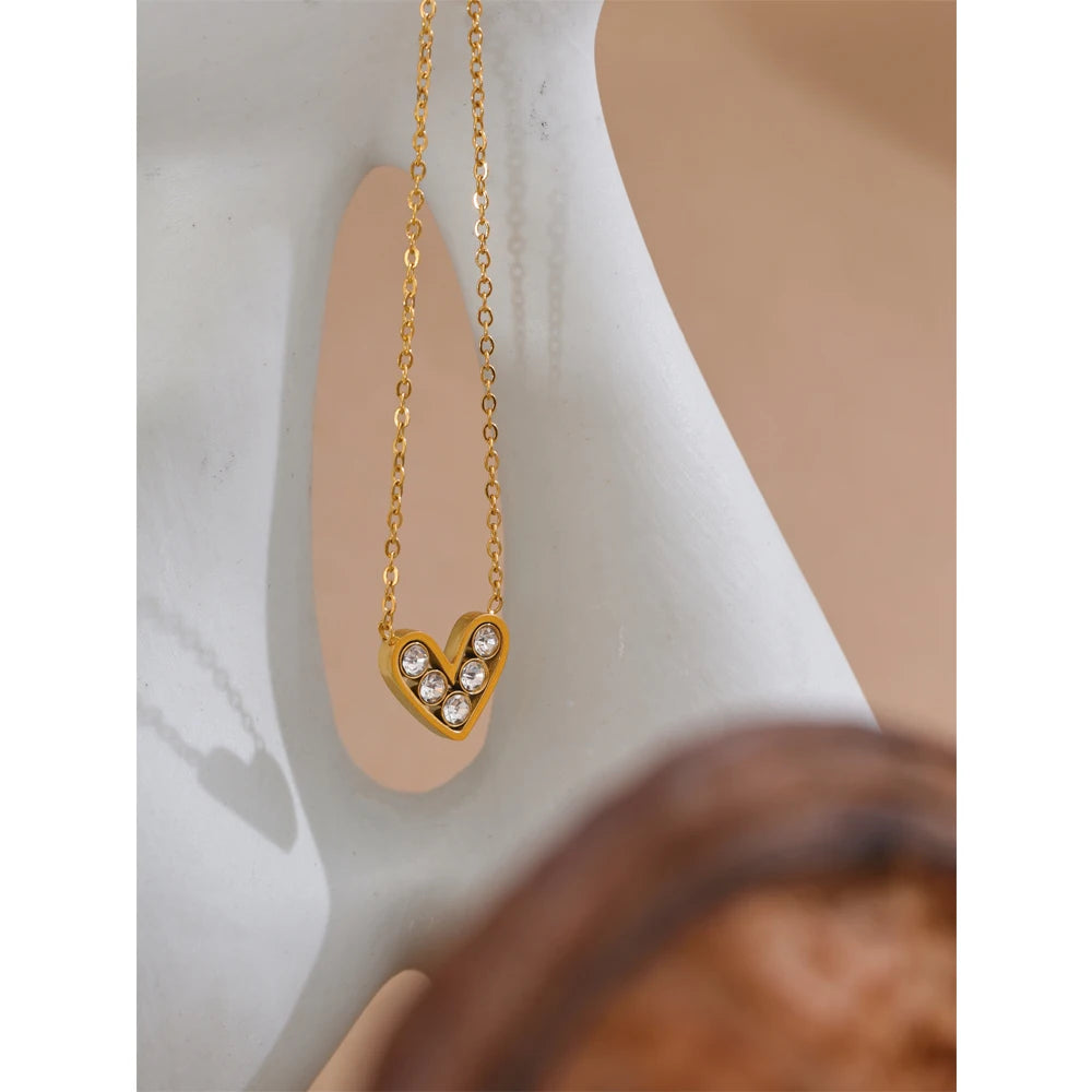 Heartstrings Necklace - Cardi Bella