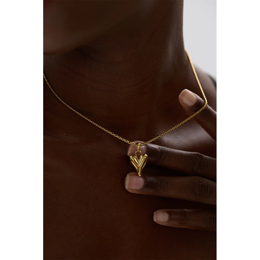 Golden Puff Heart Necklace - Cardi Bella