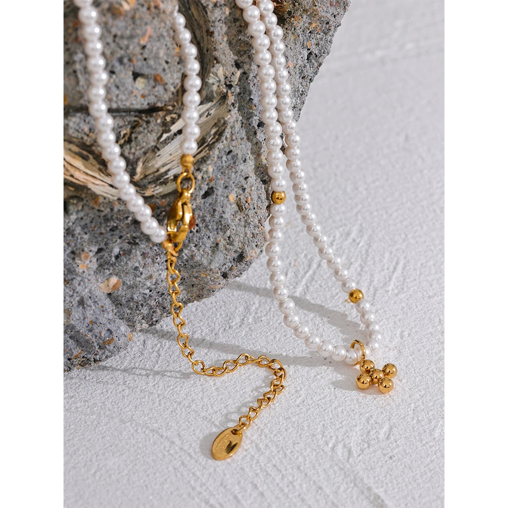 Perla Cruz Necklace - Cardi Bella