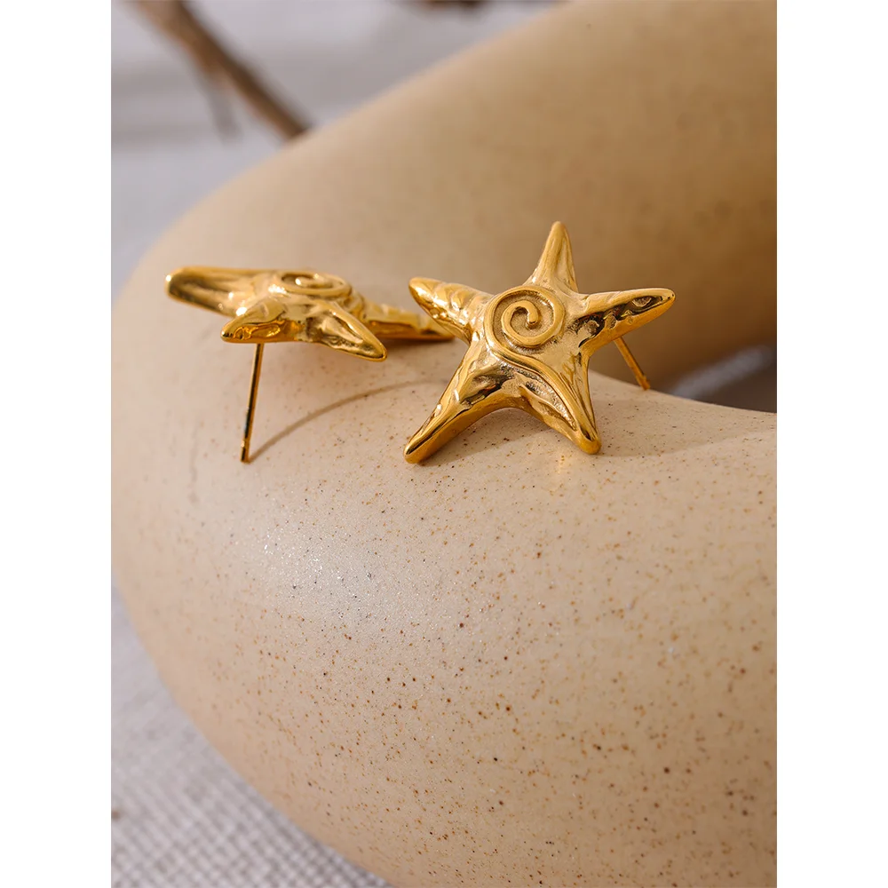 Estrella Marina Stud Earrings