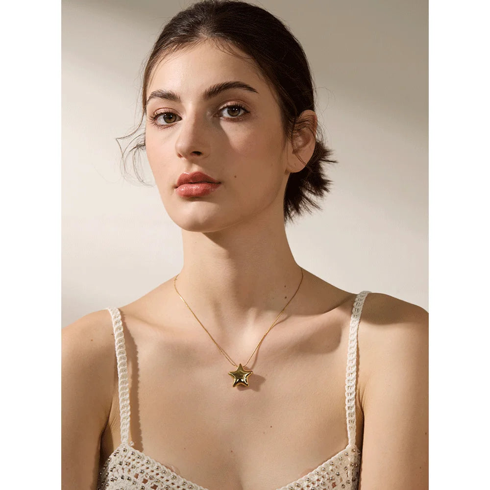 She's a Star Pendant - Cardi Bella