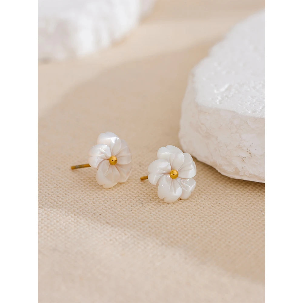 Fior di Mare Studs
