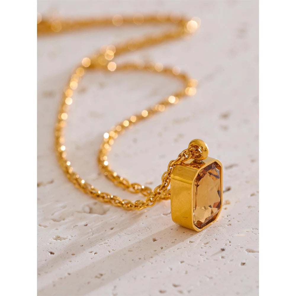 Luz de Oro Necklace - Cardi Bella