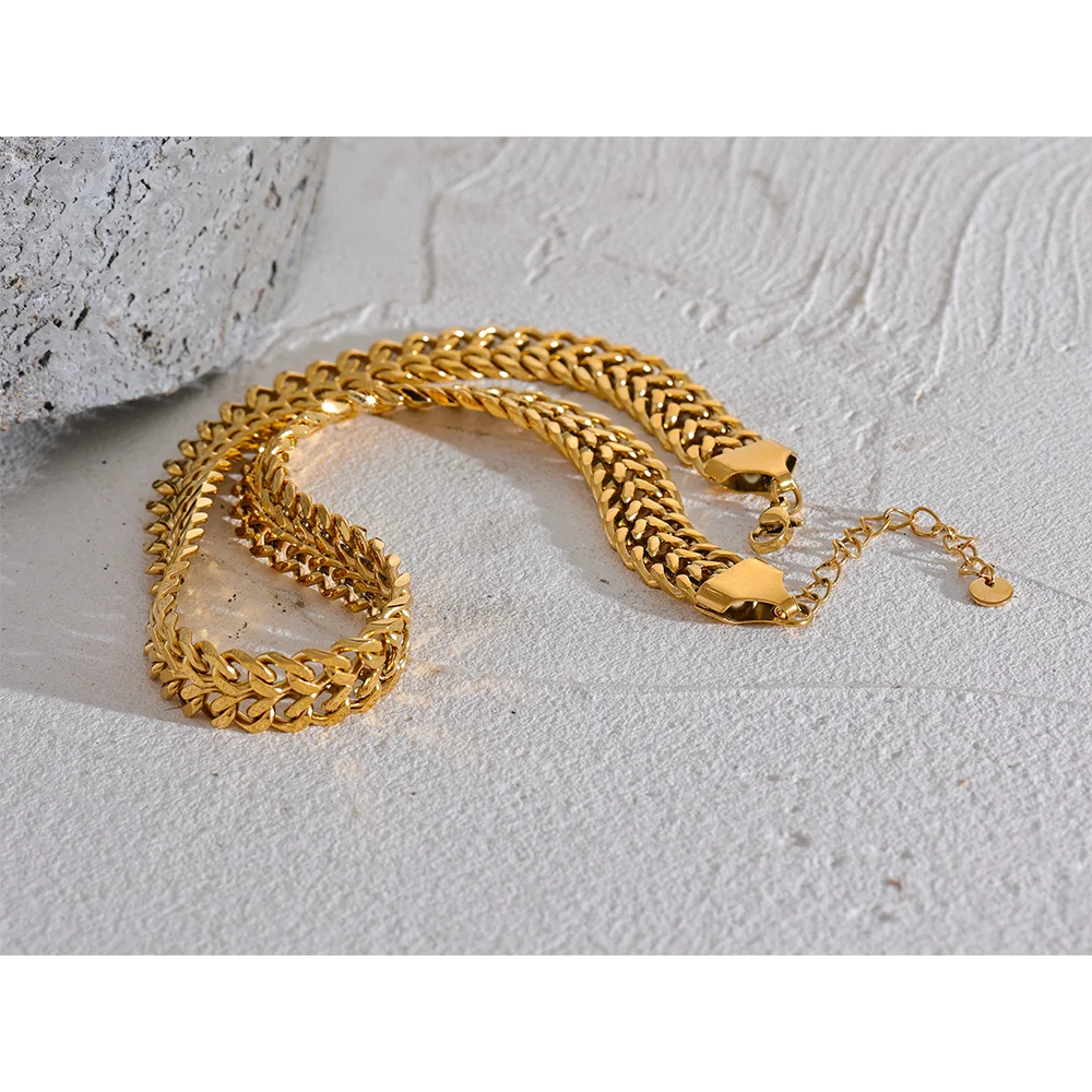 Full bodied Suave Chain - Cardi Bella