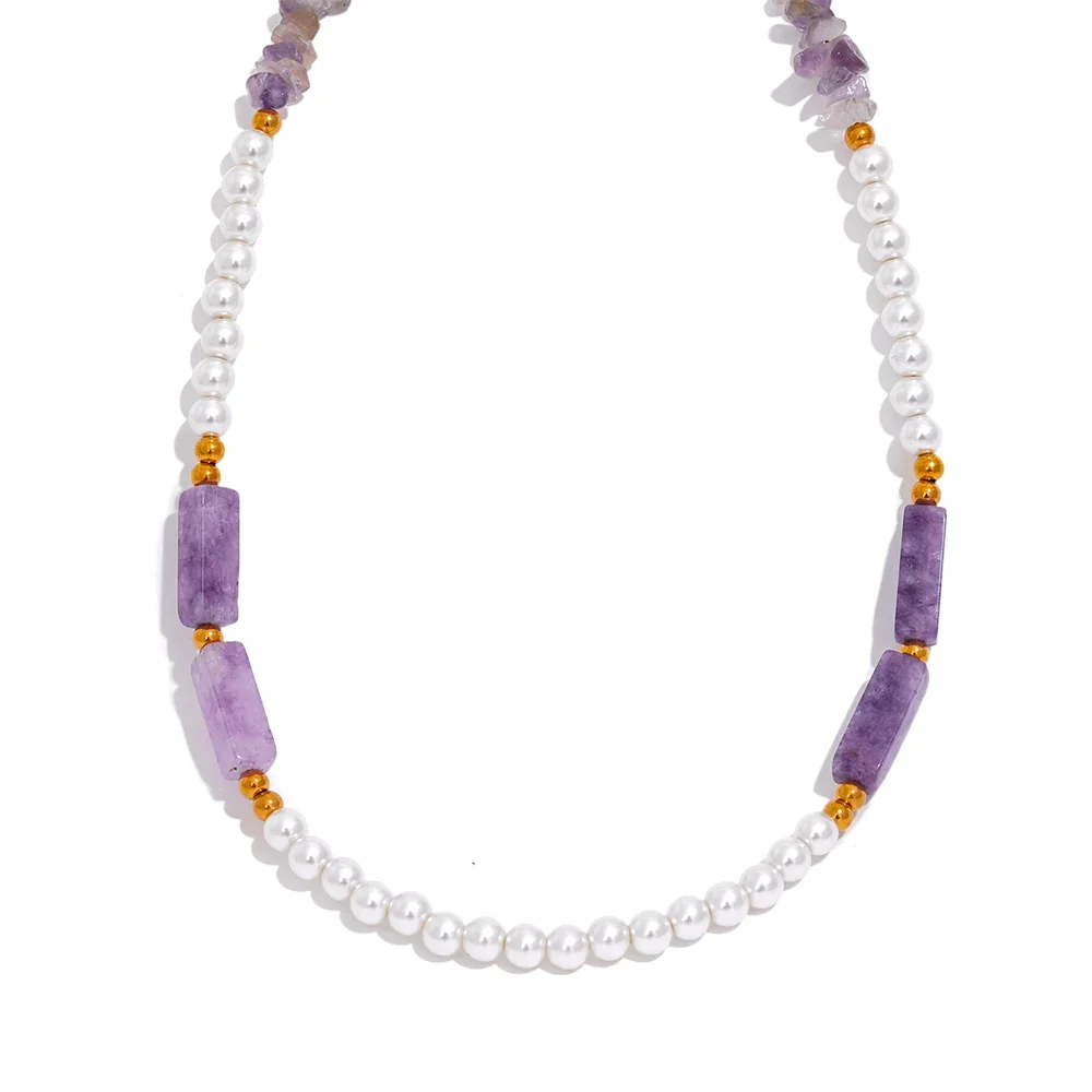 Rosette Beaded Necklace - Cardi Bella