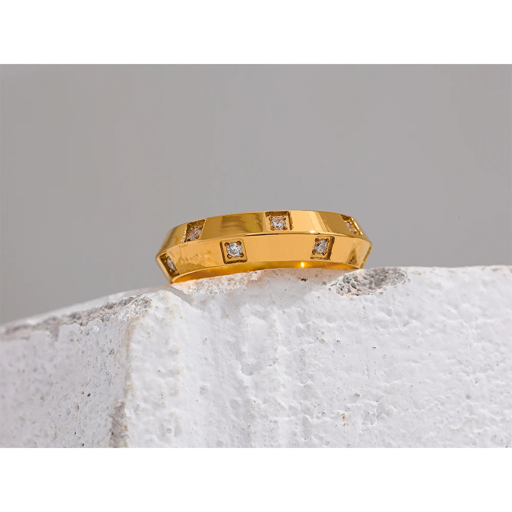 Cardi Destina Ring